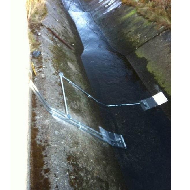 개수로 하천 바닥.jpg